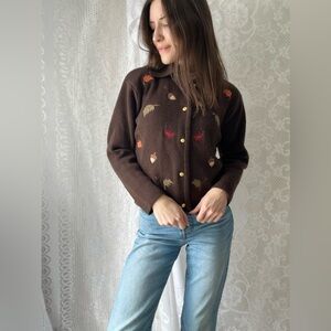 Vintage Crystal-Kobe Petite Brown Leaf Acorn Embroidered Button Cardigan Sweater